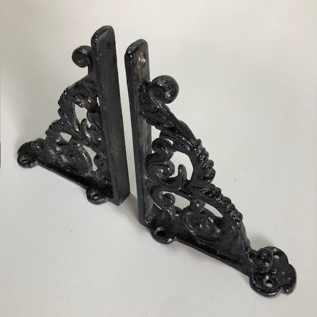 Cast Iron Wall/Shelf brackets