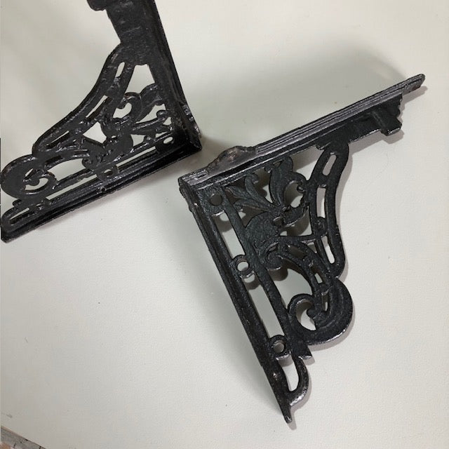 Cast Iron Wall Brackets